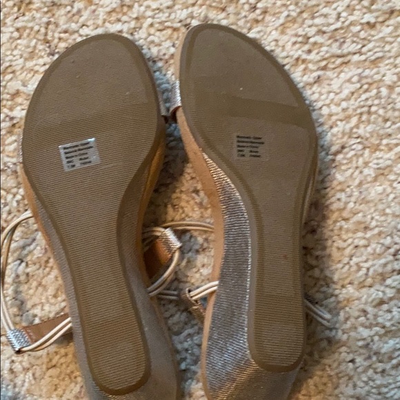 Style & Co, never worn, beautiful shoes! - Picture 5 of 5